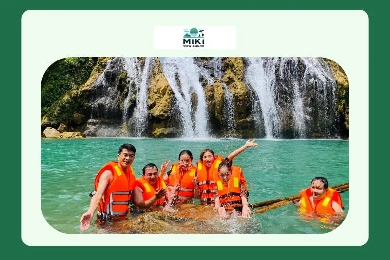 Khám phá vẻ đẹp thiên nhiên của Thác Tà Puồng