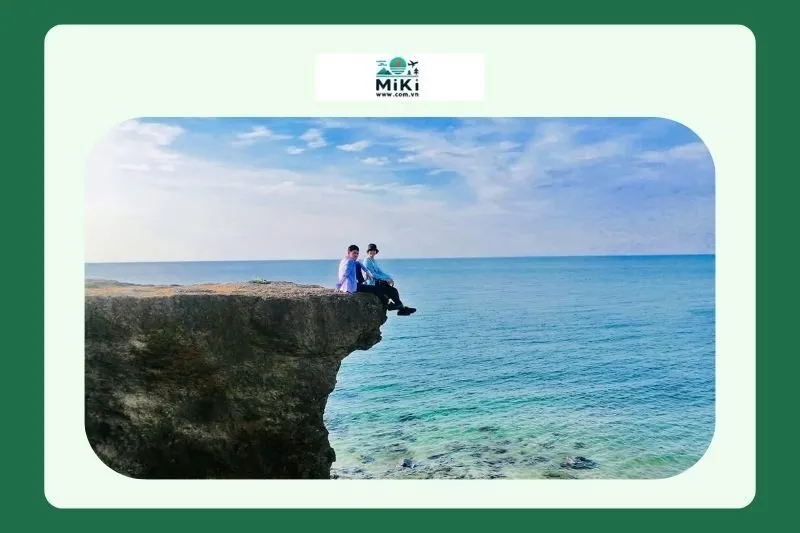 Các Điểm Tham Quan Lân Cận Bàu Thủy Ứ