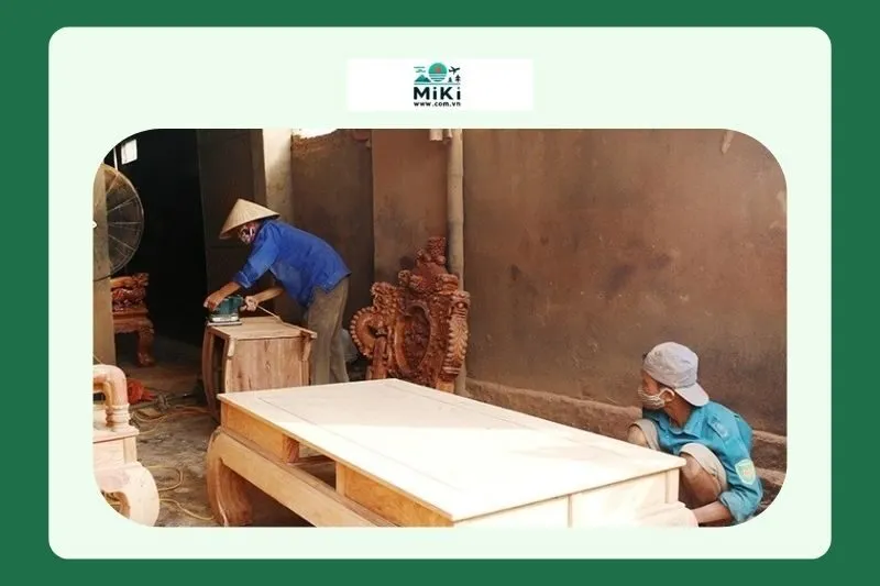 Đổi mới trong sản xuất đồ gỗ tại Làng nghề mộc Cát Sơn