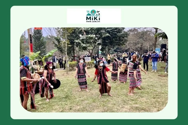 Những thách thức và cơ hội phát triển